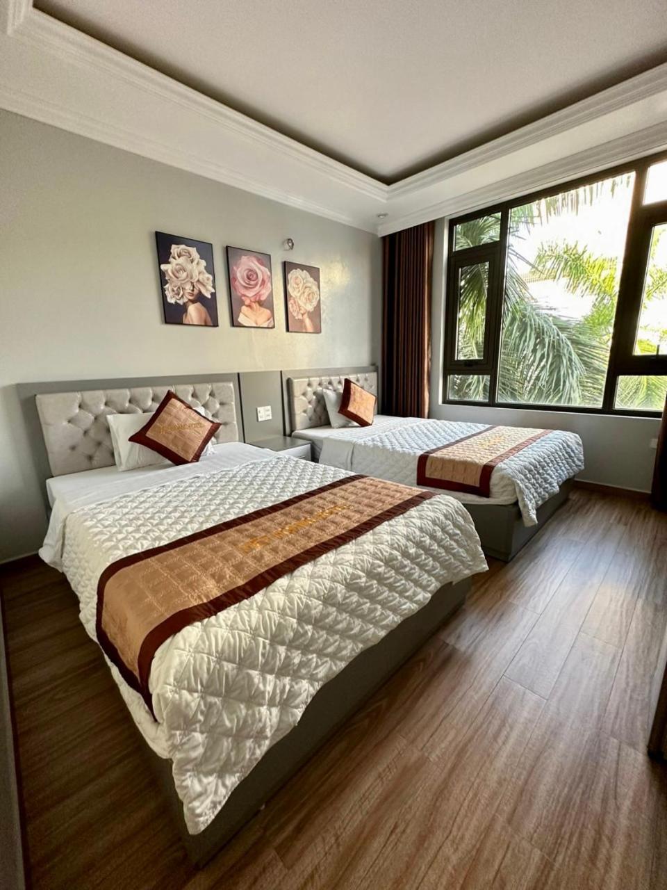 Viet Hoang Hotel Ha Long Buitenkant foto